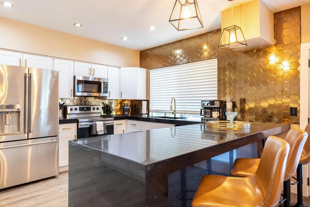 Spacious 5-Bed, 3-Bath Home! Φοίνιξ Ηνωμένες Πολιτείες της Αμερικής