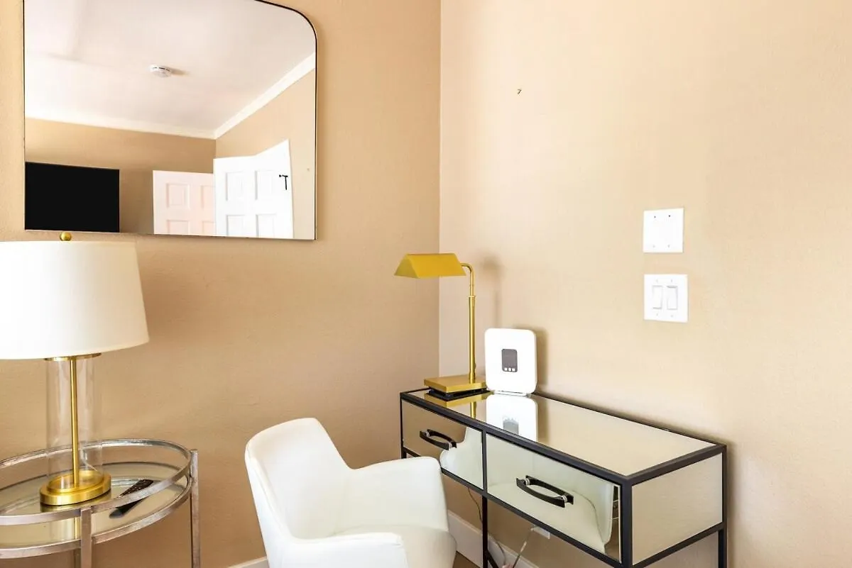 Σπίτι διακοπών Spacious 5-Bed, 3-Bath Home! Φοίνιξ