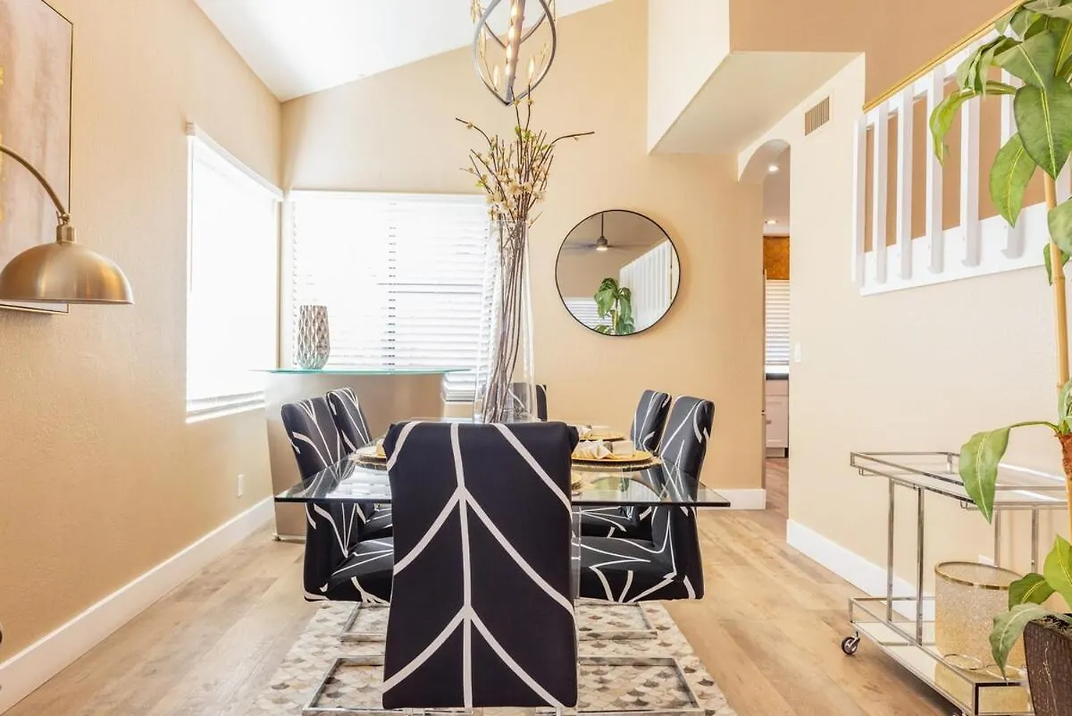 Σπίτι διακοπών Spacious 5-Bed, 3-Bath Home! Φοίνιξ Ηνωμένες Πολιτείες της Αμερικής