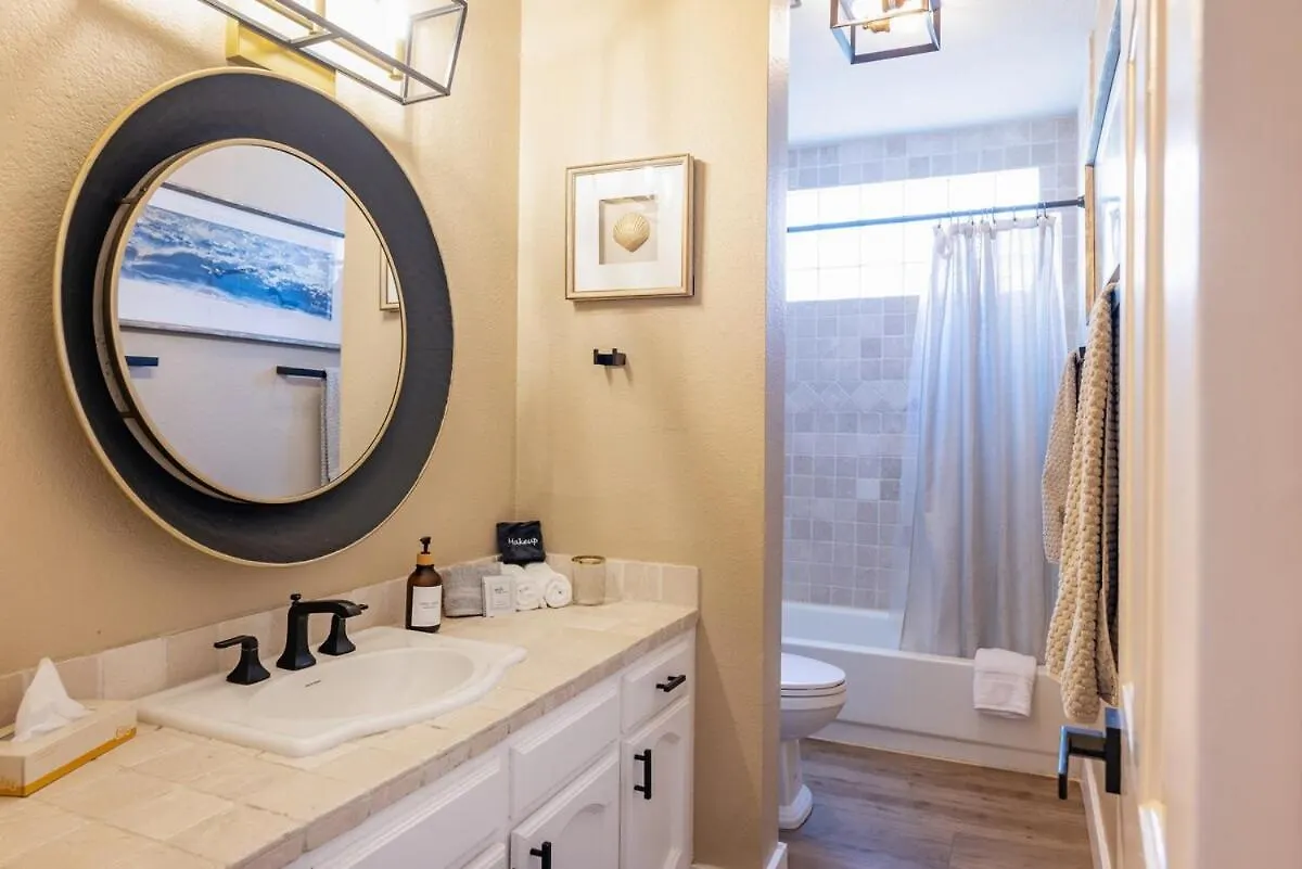 Σπίτι διακοπών Spacious 5-Bed, 3-Bath Home! Φοίνιξ