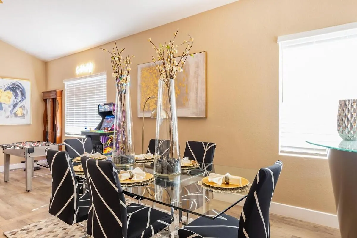 Σπίτι διακοπών Spacious 5-Bed, 3-Bath Home! Φοίνιξ